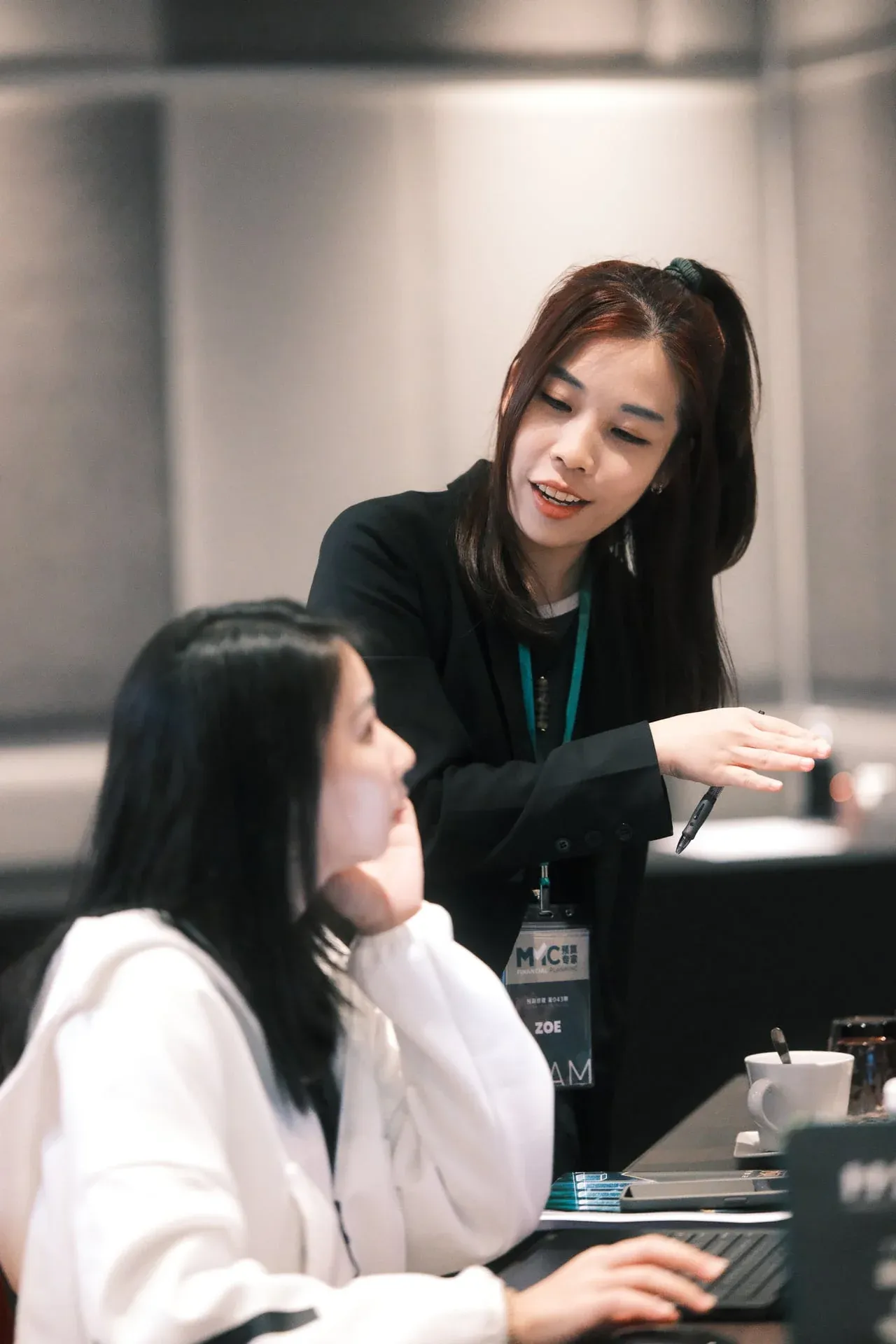 MMC Financial Planning team meeting for strategic budgeting consultation